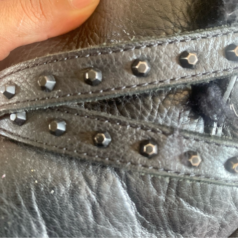 UGG 1005389 Women's Australia Emersen Black Leather Sheepskin Harness Boots Sz11 - Picture 8 of 9